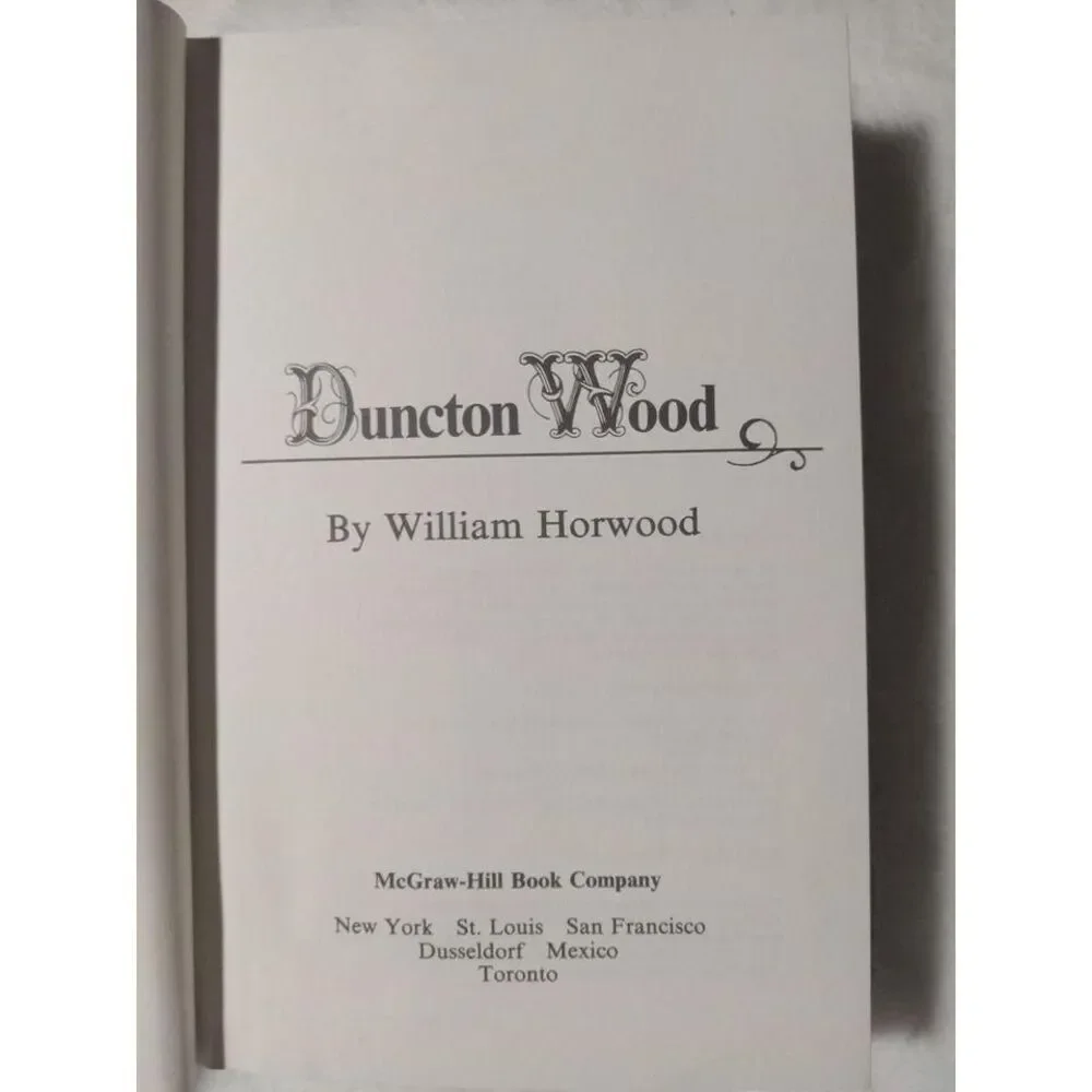 First Edition Vintage 1980 DUNCTON WOOD w/‎ Jacket